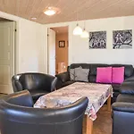 Holiday home Pet Friendly In With Sauna *