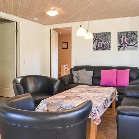 Σπίτι διακοπών Pet Friendly In With Sauna *