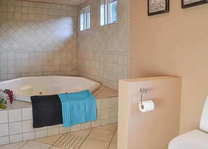 Pet Friendly In With Sauna Сasa de vacaciones *